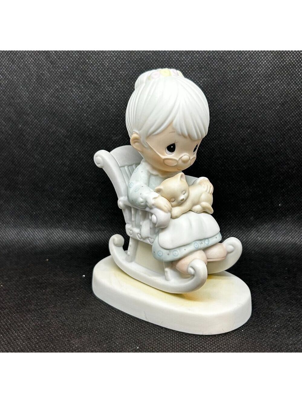 Precious Moments “The Purrfect Grandma” figurine
